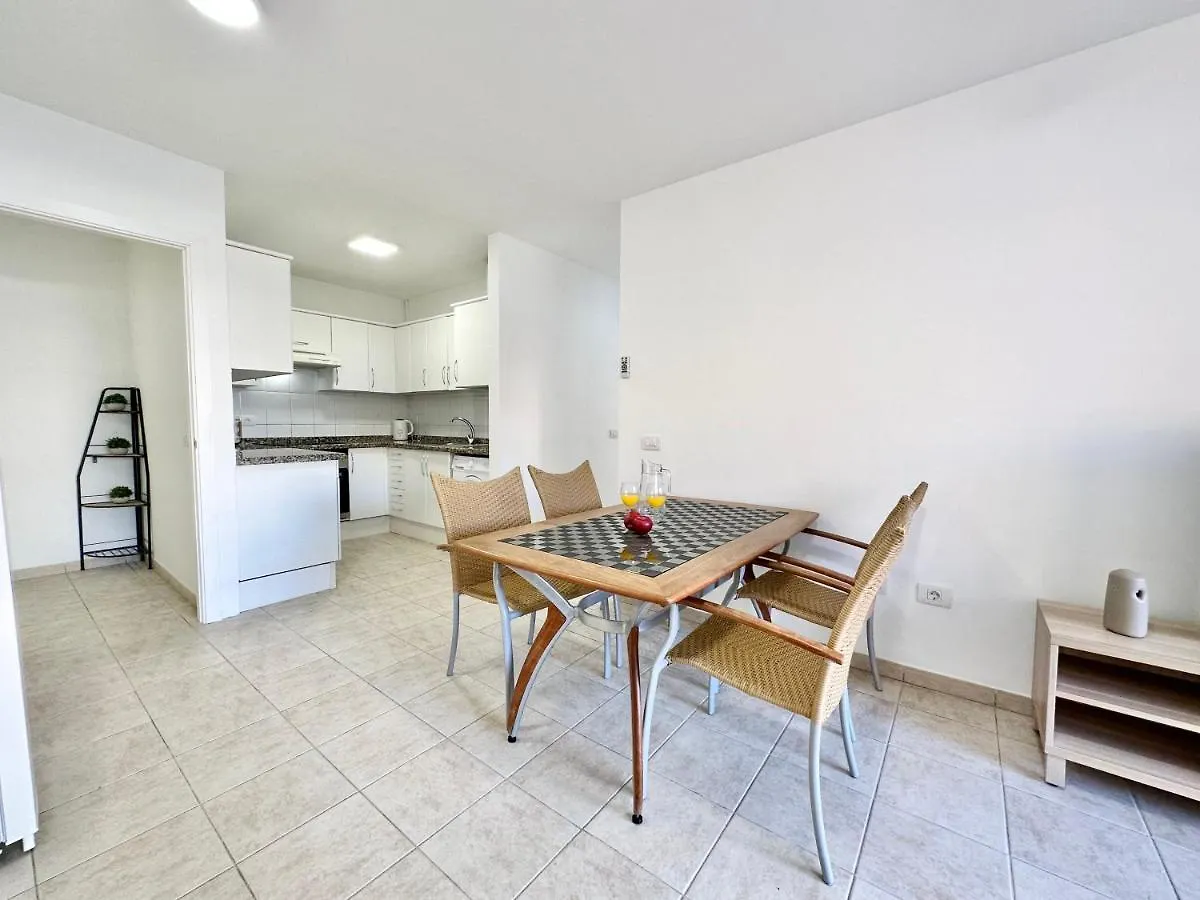 Kpaco Apartment Puerto de Santiago  España